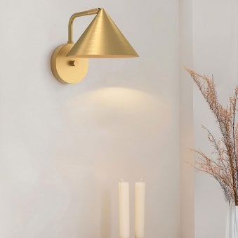 Remyck Single Wall Light with Dimmer Switch in Brushed Gold
