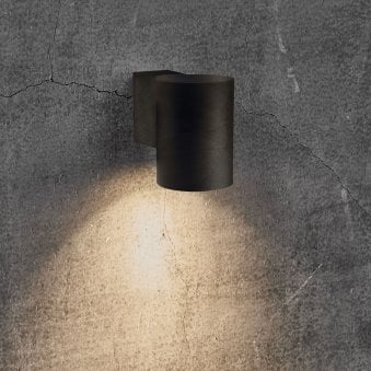 Tin Maxi Outdoor IP54 Single Wall Light in Black