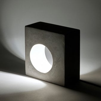 Flastaire Table Lamp In Concrete