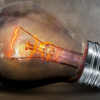 6 Reasons why your lights flicker